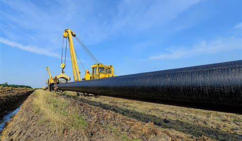 What is the strength and stress of oil and gas steel pipelines